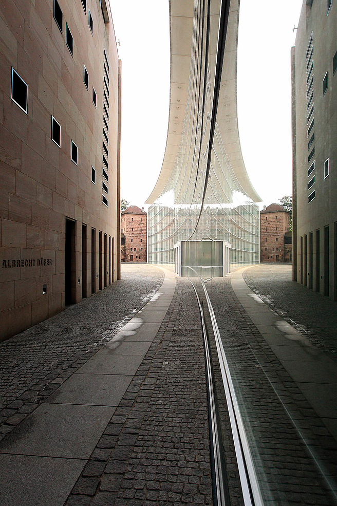 Außenaufnahme des Neuen Museum in Nürnberg